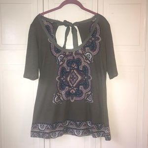 Anthropologie Akemi + Kin Green Tie Back Shirt, size Small